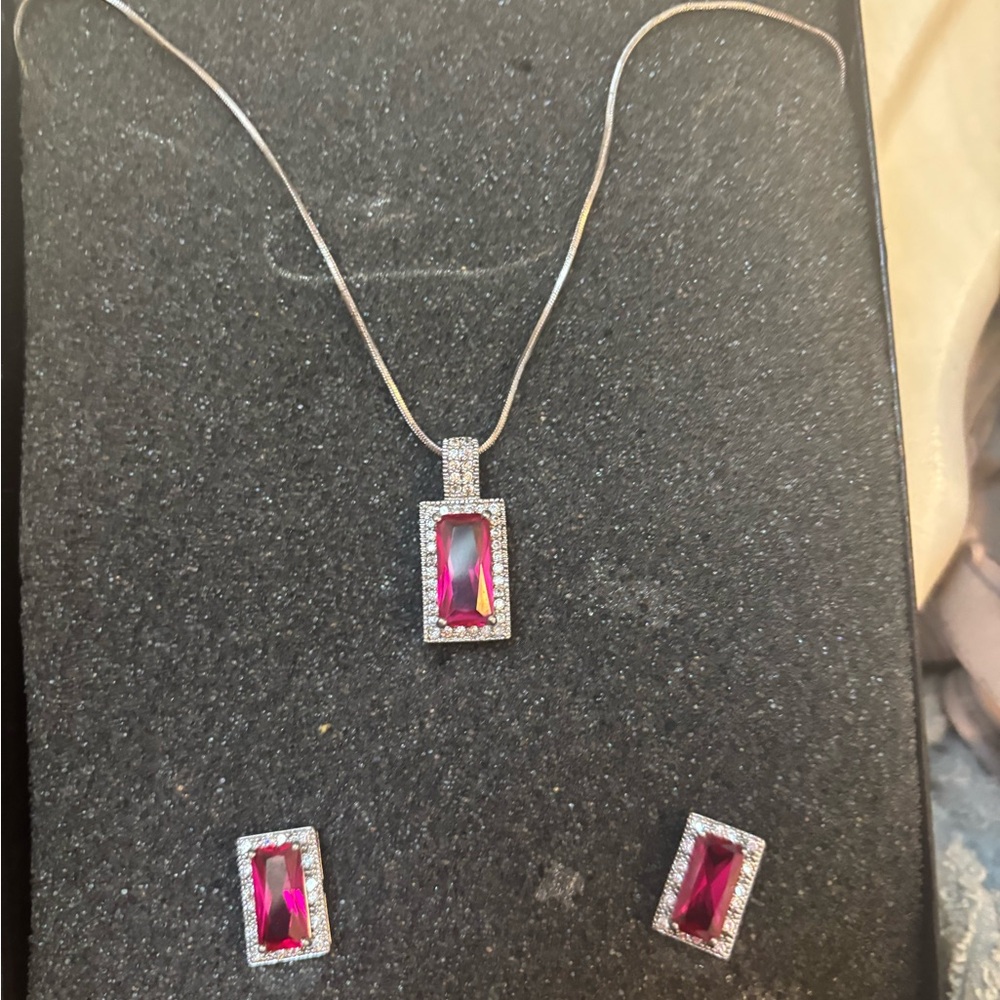 Elegant Silver Necklace and Earring Set with Pink Stones
